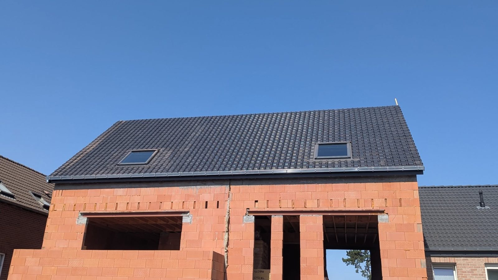 Toiture en tuiles, construction neuve